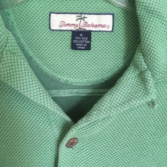 Men’s Tommy Bahama Shirt, Silk Blend, Small - Picture 2 of 3